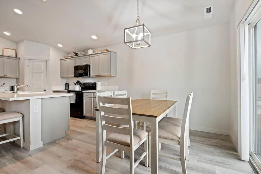 Beautiful Brand New Kuna Home! Exterior foto